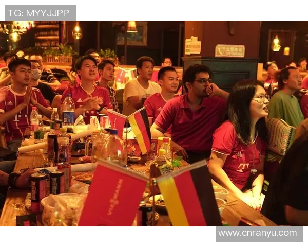 足球明星归国盛典热烈欢迎球迷齐聚共庆荣耀时刻